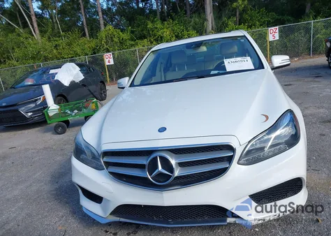 2015 Mercedes-Benz E 350 4Matic из США, поврежденный, VIN WDDHF8JB8FB119451